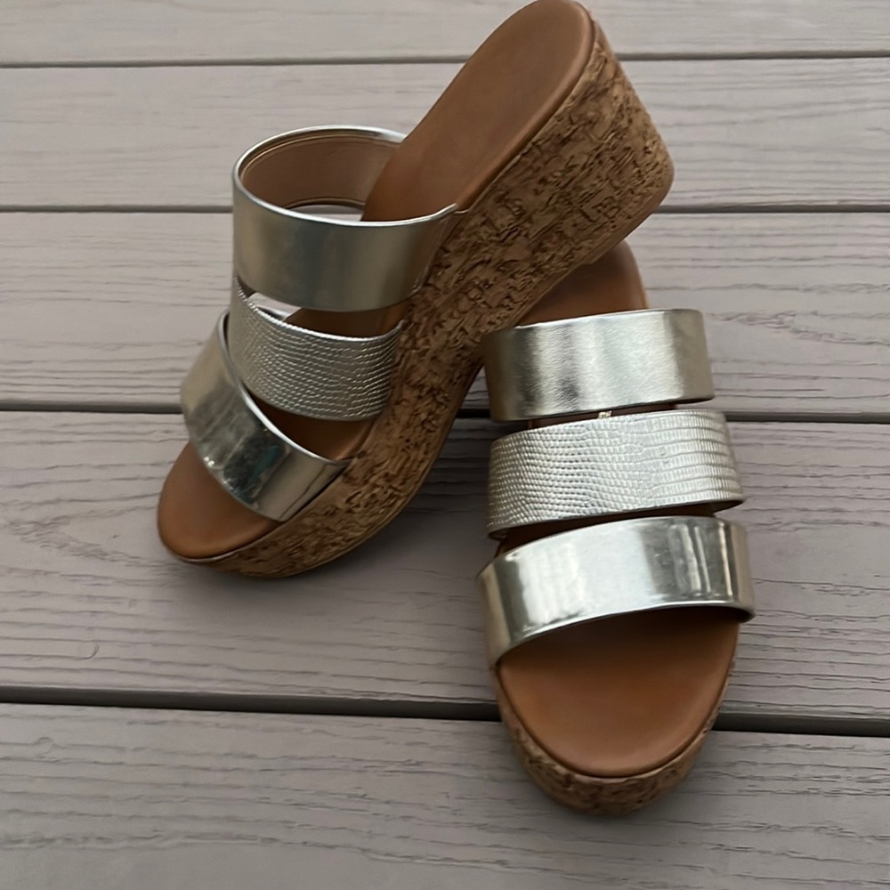 Slip on platform sandals